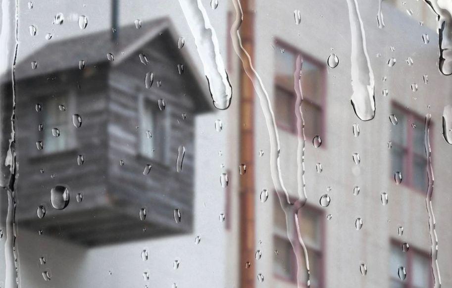 梅雨時期の洗濯によくある悩み…お手入れがラクになる裏ワザをご紹介